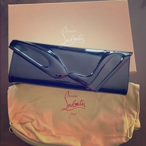 So Kate baguette clutch patent